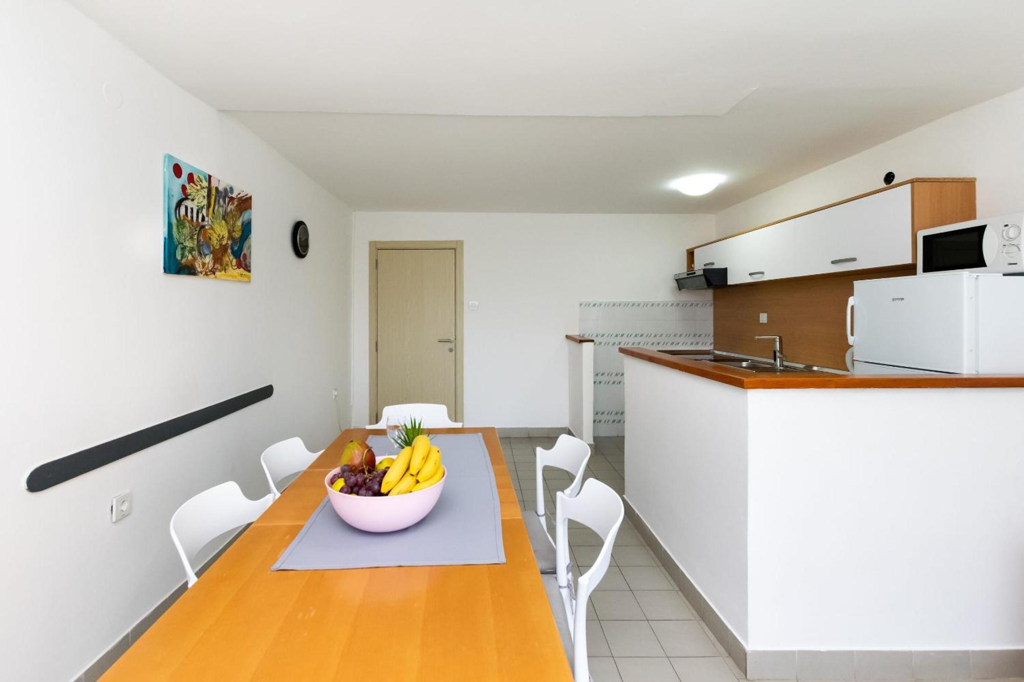 Apartments Anica F Lopar Esterno foto